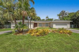 featured image of 15540 Sw 82nd Ct