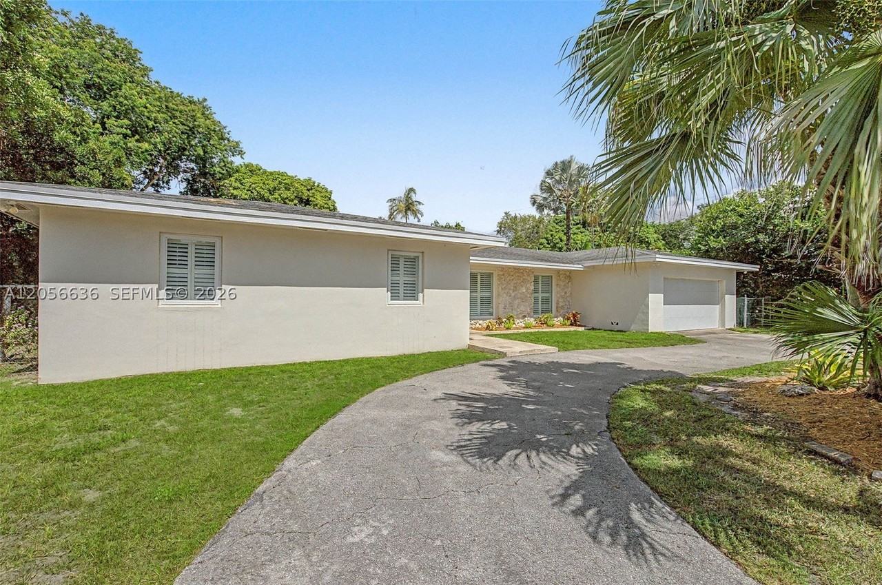 15540 Sw 82nd Ct - Photo 2 of 35