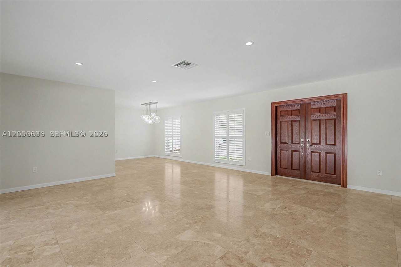 15540 Sw 82nd Ct - Photo 5 of 35