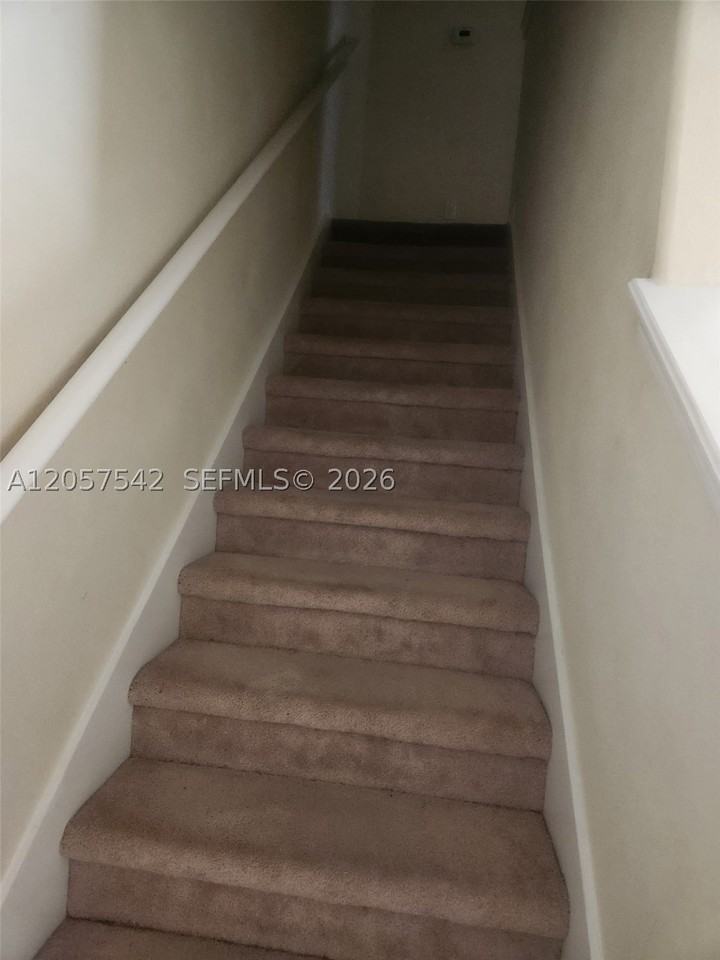 330 Carina Cir #330 - Photo 5 of 11