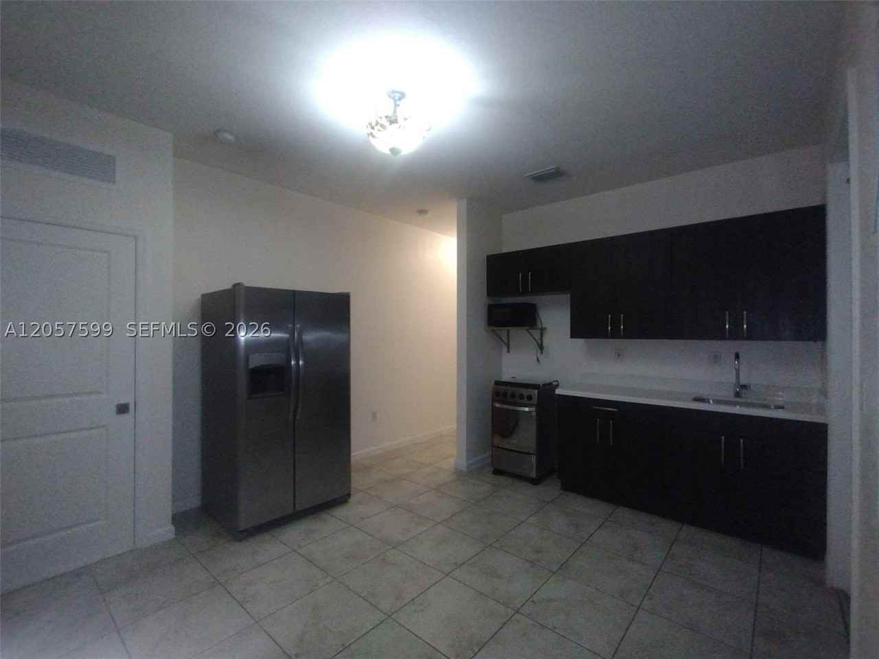 27701 27701 SW 134th Ct - In Law Quarters #0 - Photo 4 of 16