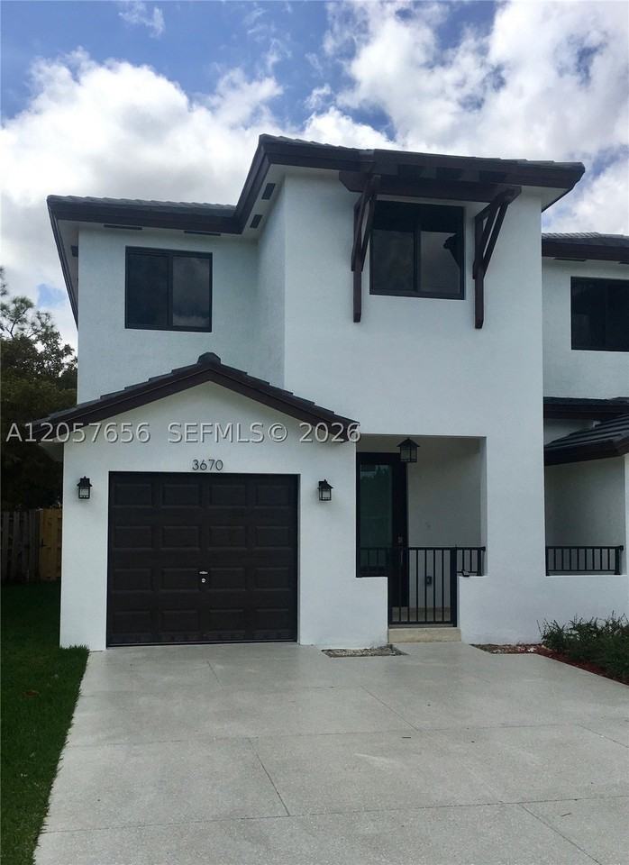 3670 Sw 69th Ave - Photo 2 of 6