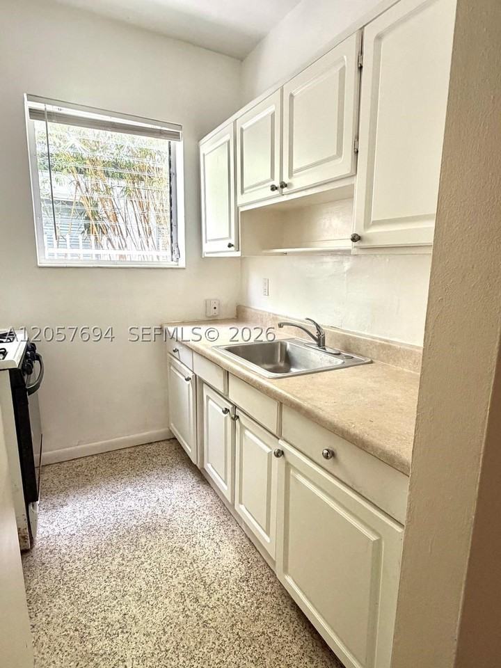 1770 Meridian Ave #113 - Photo 5 of 11