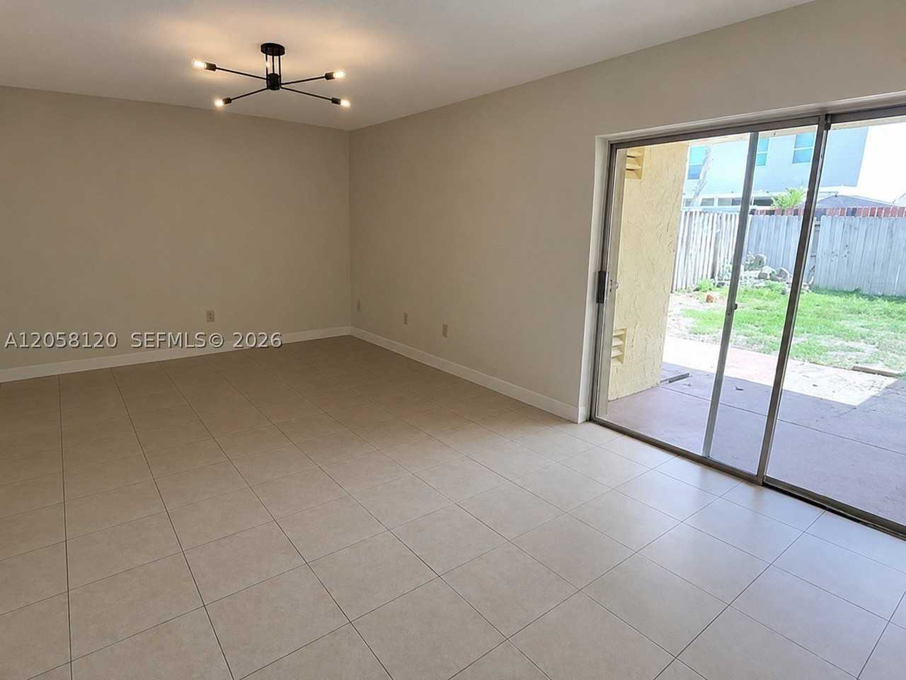 932 W 80th Pl #0 - Photo 5 of 14