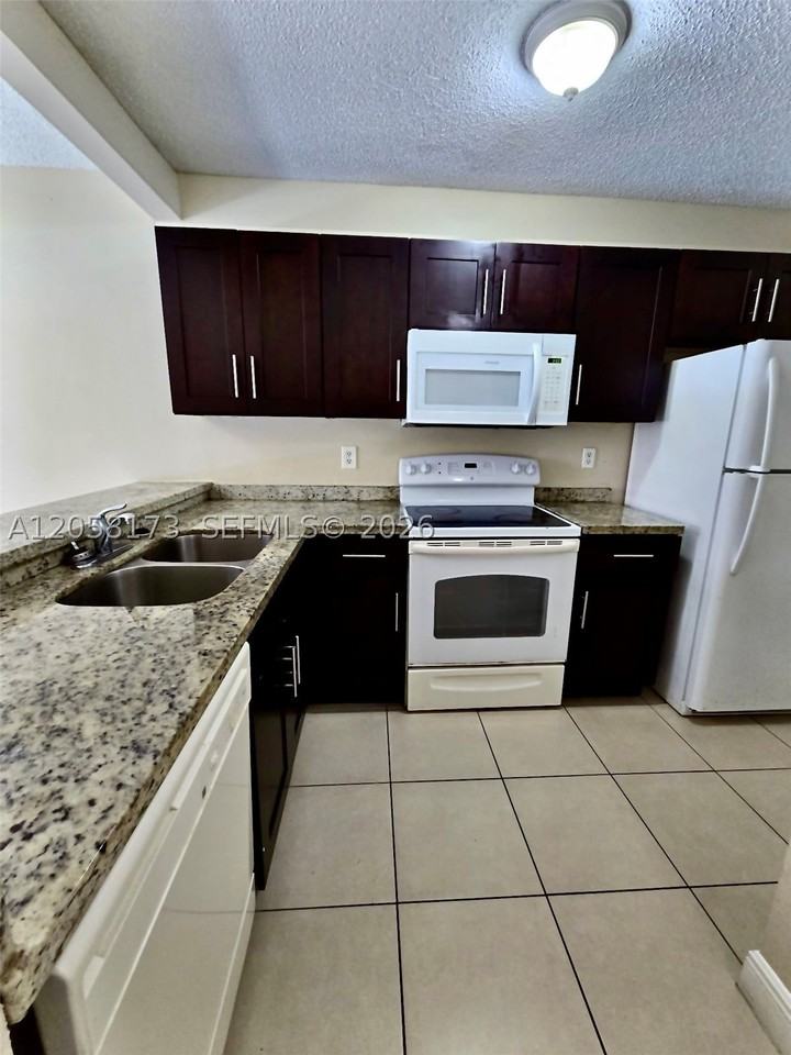 3724 Nw 115th Ave #2724