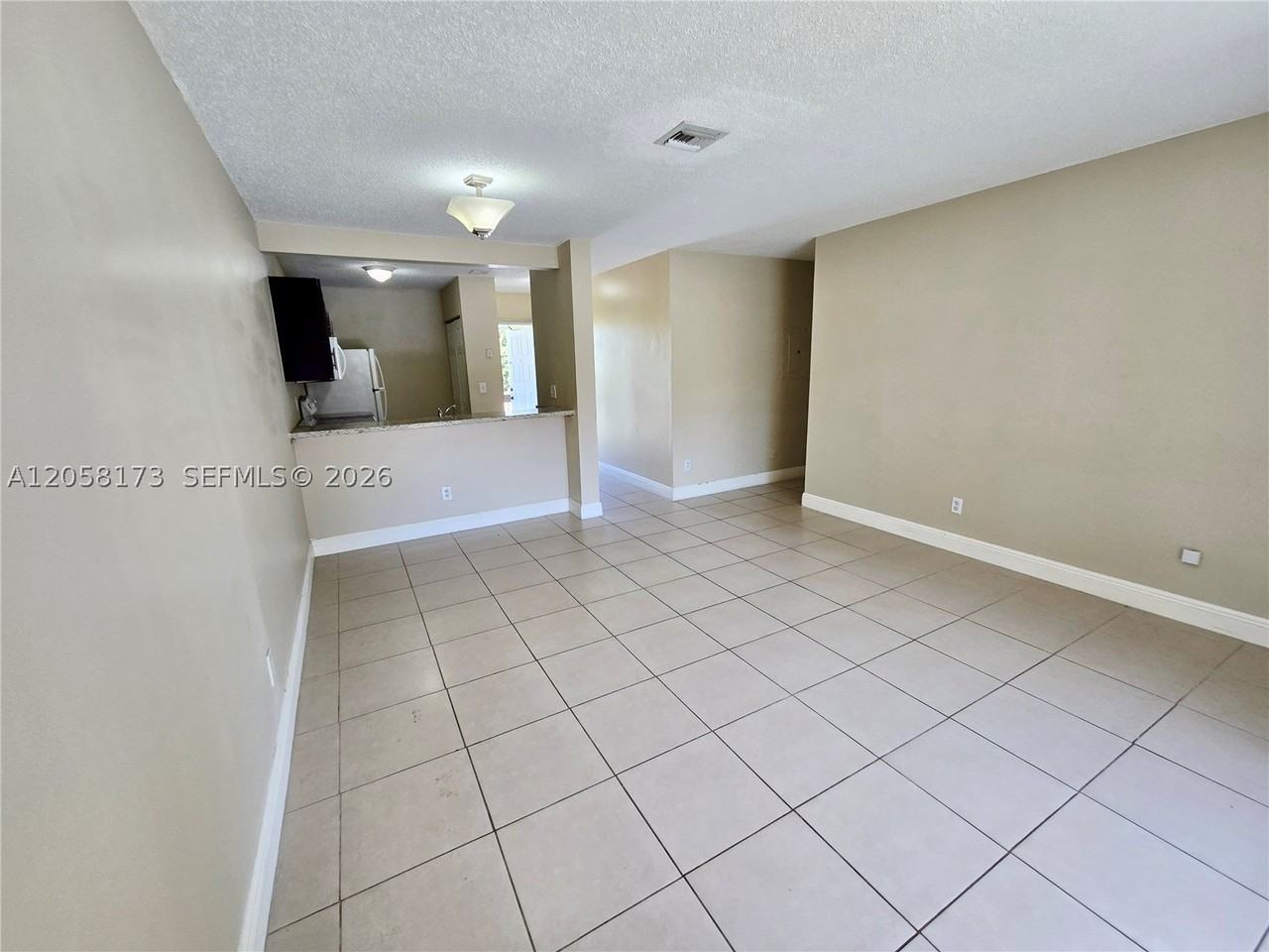 3724 Nw 115th Ave #2724 - Photo 4 of 11