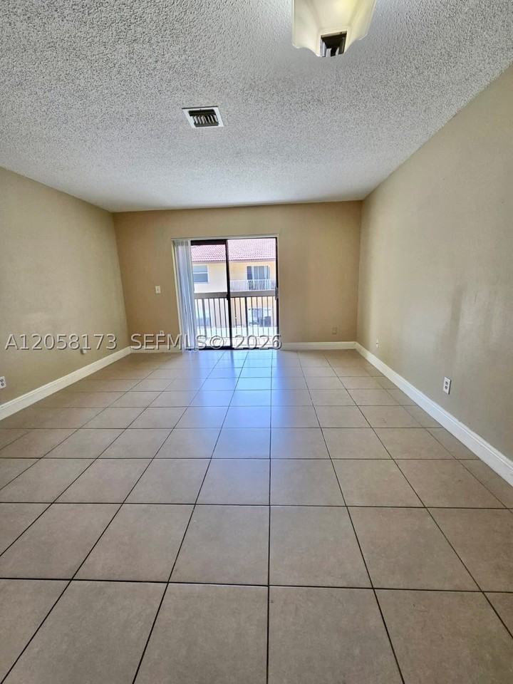3724 Nw 115th Ave #2724 - Photo 5 of 11