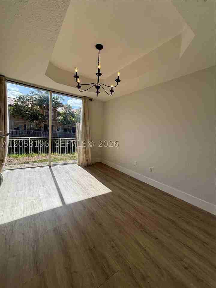 4931 N Harbor Isles Dr #203 - Photo 5 of 28