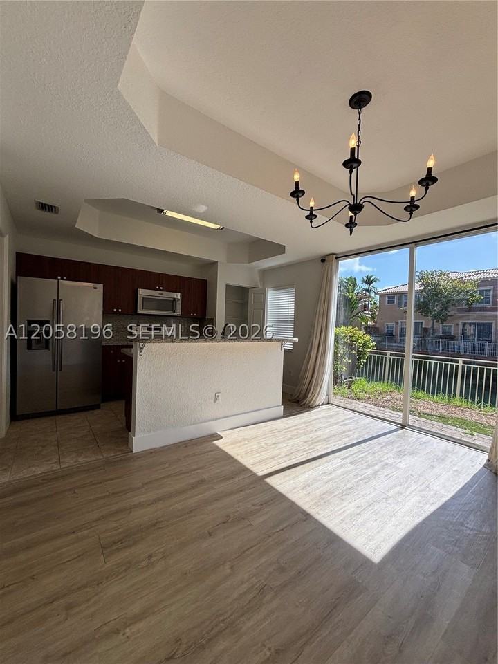 4931 N Harbor Isles Dr #203 - Photo 6 of 28
