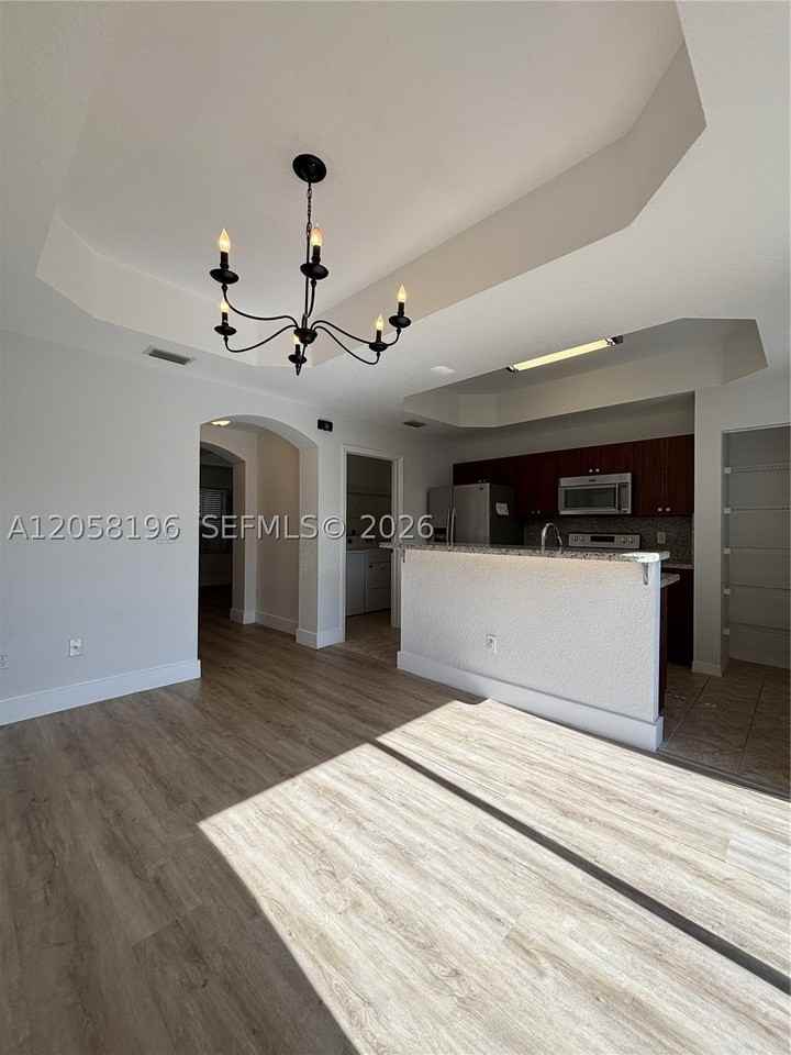 4931 N Harbor Isles Dr #203 - Photo 7 of 28