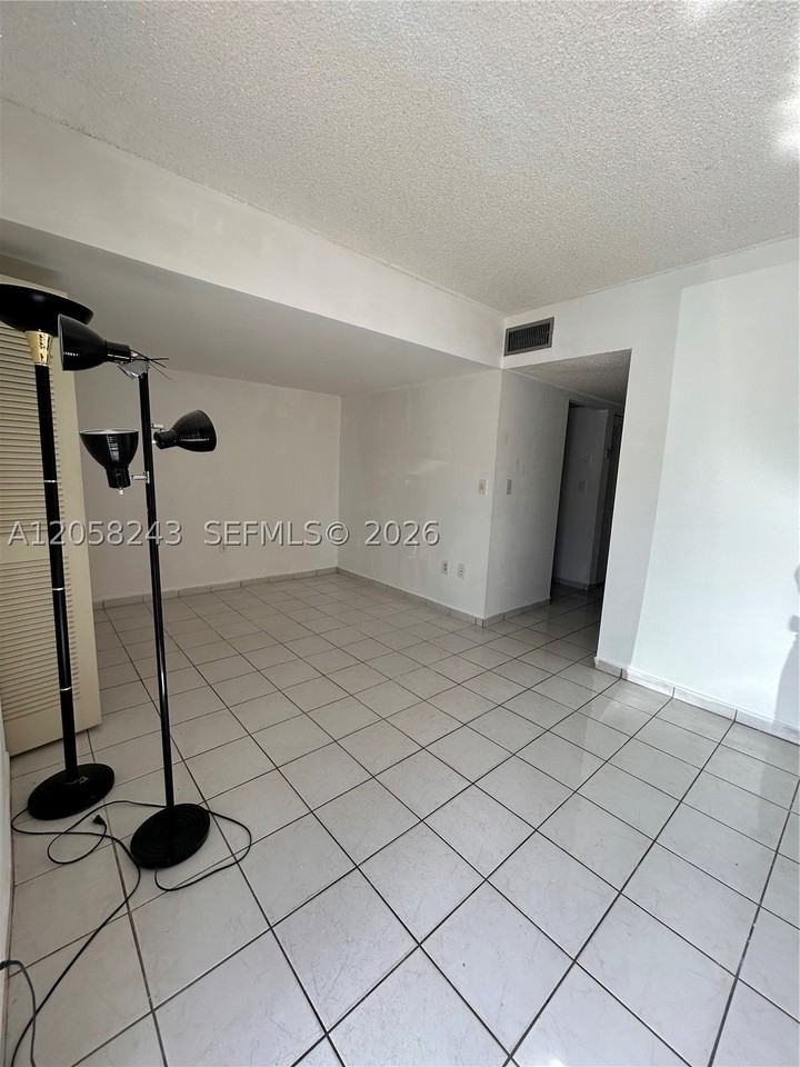 300 Nw 42nd Ave #109 - Photo 4 of 17