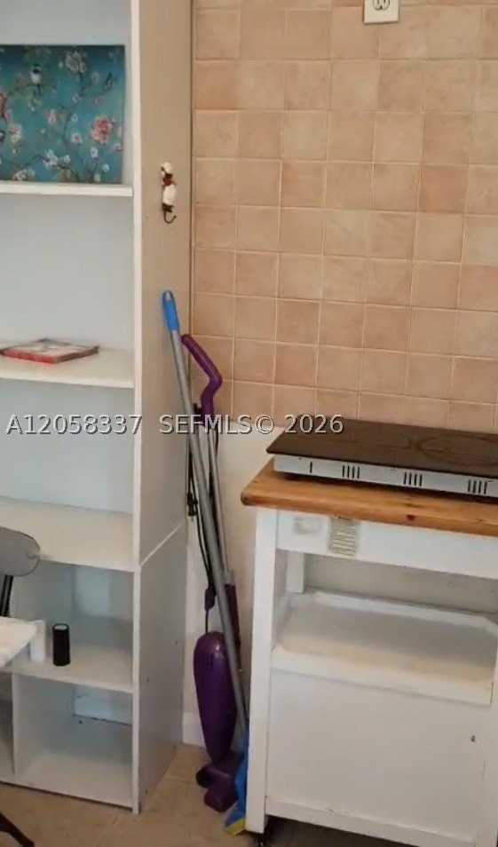 1145 Ne 110th St #1 - Photo 3 of 11
