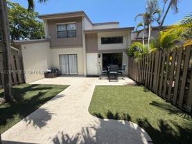 11053 Sw 113th Pl #0 - Photo 1 of 1