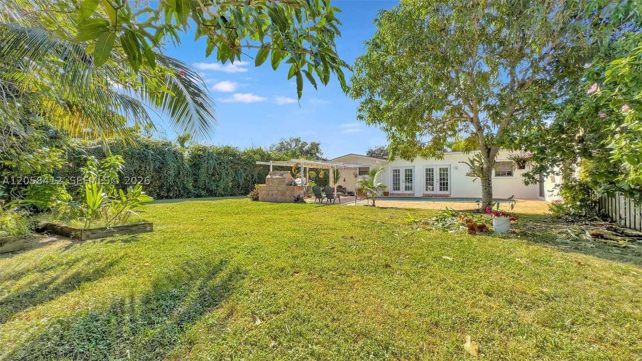 14465 Sw 96th Ave - Photo 7 of 11