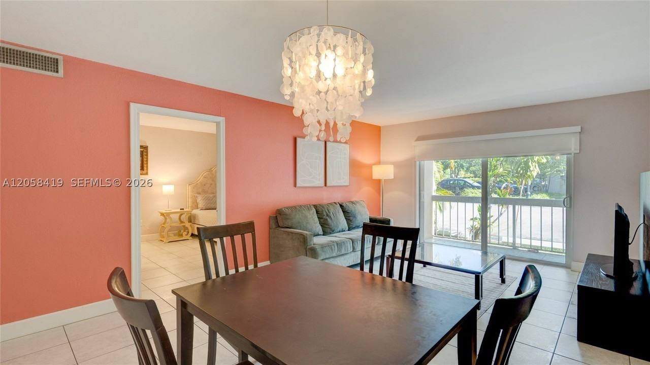7910 Camino Real #N105 - Photo 5 of 32