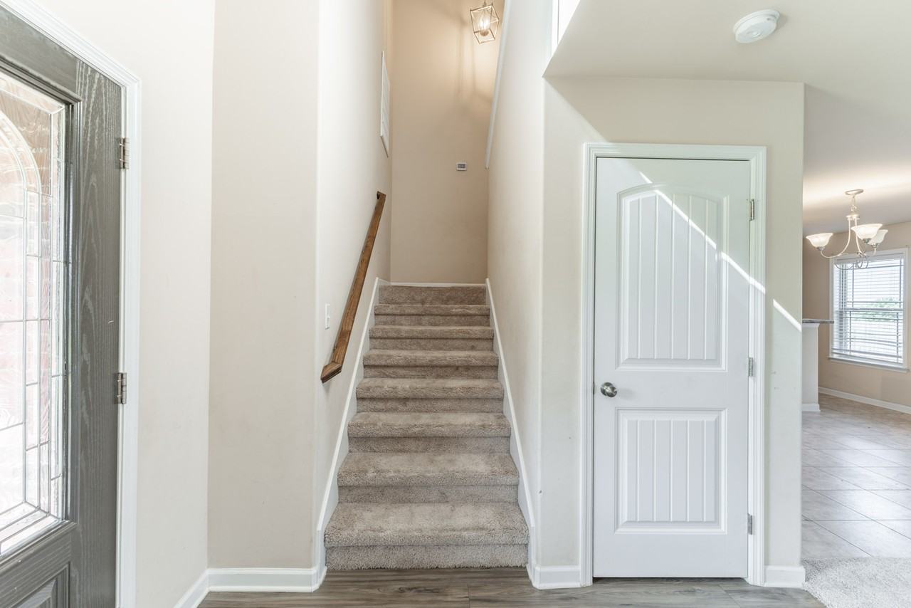 356 Smith Vasser Rd #1 - Photo 4 of 24