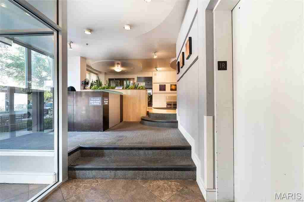 210 N 17th St #210 - Photo 3 of 13