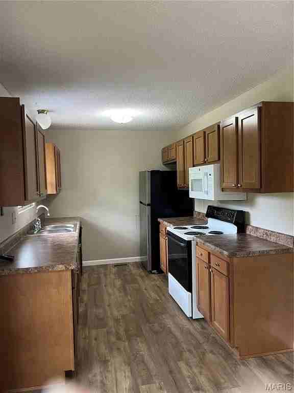 3211 College Ave - Photo 5 of 14