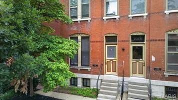 featured image of 2416 S 13th St