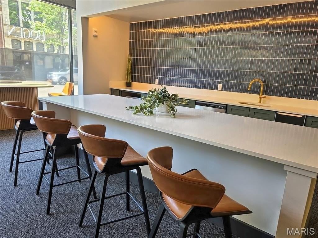1209 Washington Ave #205 - Photo 7 of 24