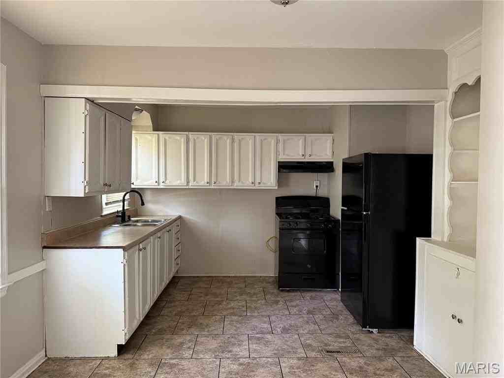 10124 Winkler Dr - Photo 2 of 8