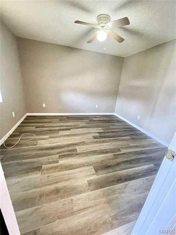 2717 Lincoln Ave - Photo 7 of 8