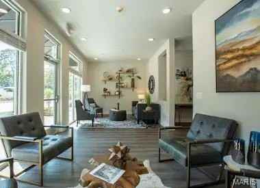 226 E Lockwood Ave #112 - Photo 2 of 27