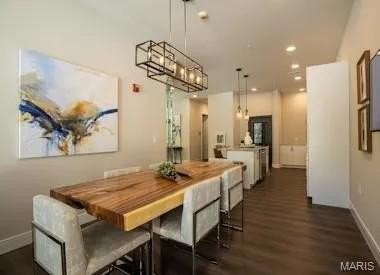 226 E Lockwood Ave #210 - Photo 4 of 27