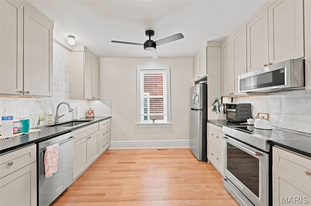 7520 Ethel Ave #1F - Photo 6 of 22