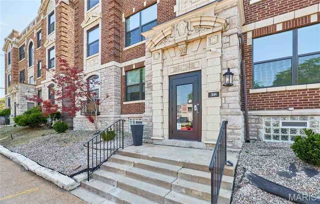 308 Clara Ave #23 - Photo 3 of 50