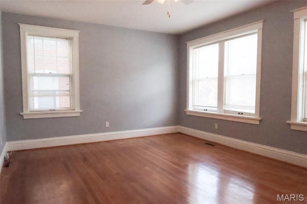 757 Syracuse Ave #2S - Photo 2 of 21