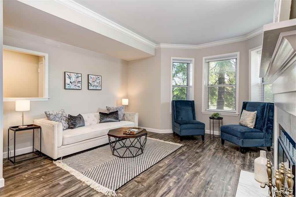 4250 Lindell Blvd #A - Photo 3 of 29
