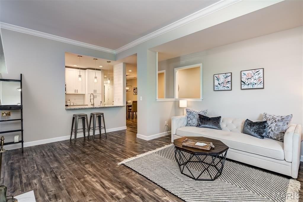 4250 Lindell Blvd #A - Photo 6 of 29
