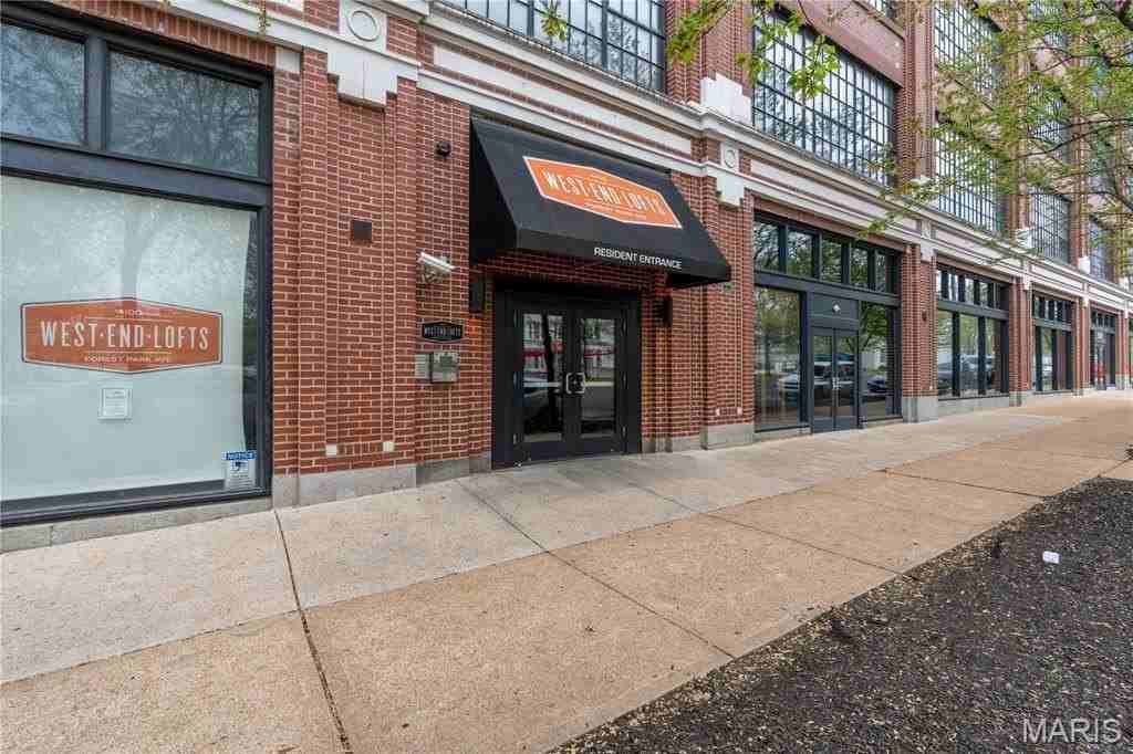 4100 Forest Park Ave #203