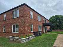 3947 Jamieson Ave #2W - Photo 1 of 1