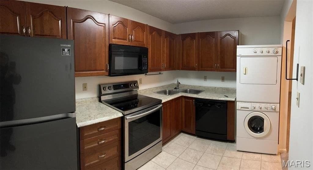 1690 E Swan Cir - Photo 4 of 16