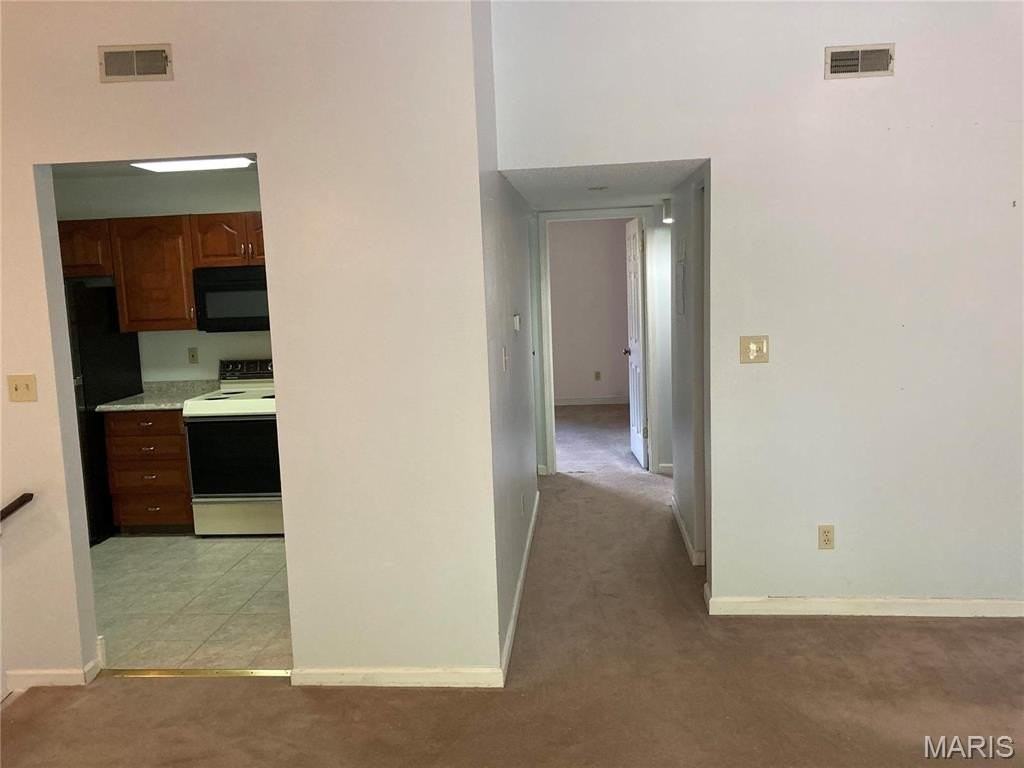 1690 E Swan Cir - Photo 6 of 16