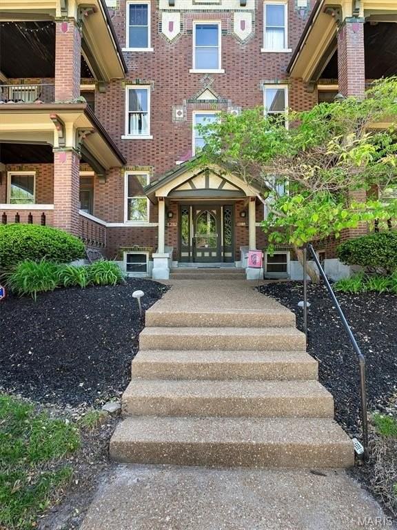 3548 Victor St #2W - Photo 2 of 26