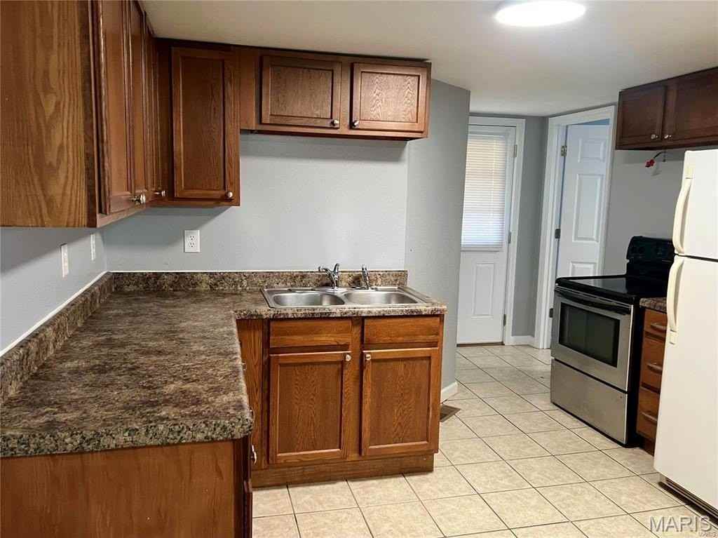 2951 Hillcrest Ave - Photo 3 of 6