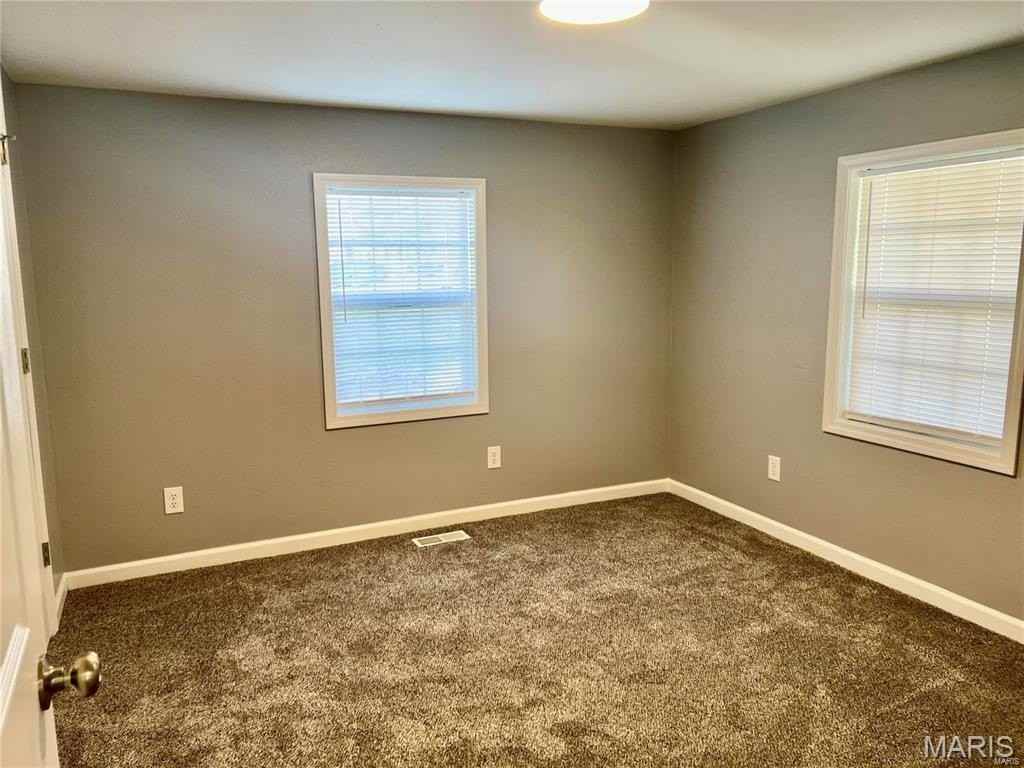 2951 Hillcrest Ave - Photo 5 of 6