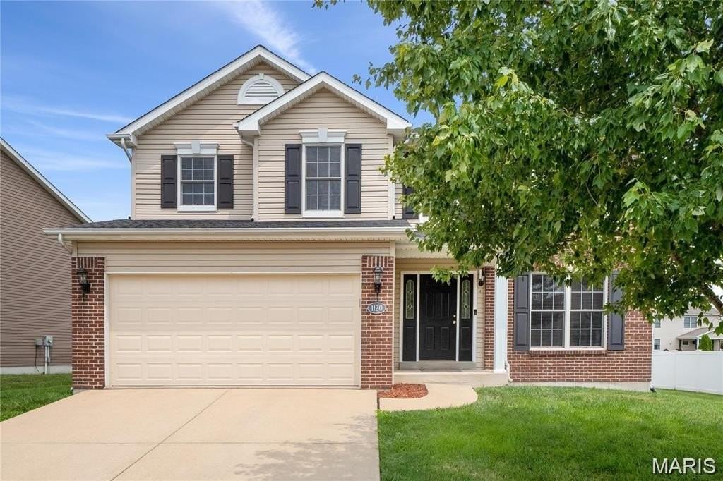 1120 Gulfstream Way - Photo 3 of 36