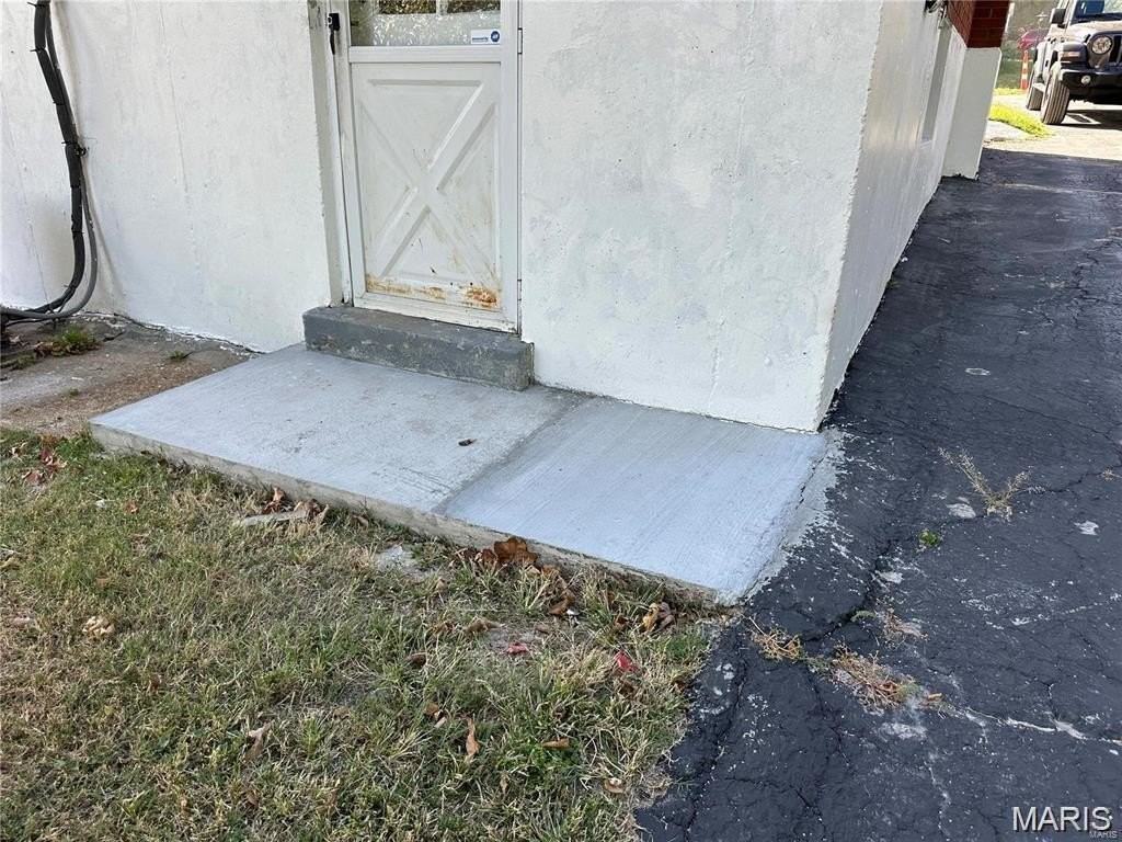 815 Fontaine Pl - Photo 5 of 28