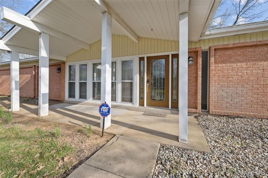4649 Mcilroy Dr - Photo 2 of 25