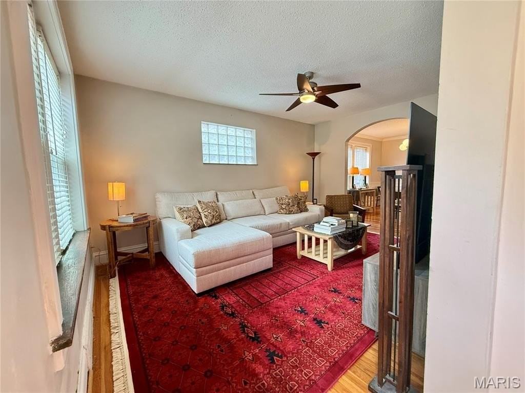 5457 Robert Ave - Photo 6 of 41