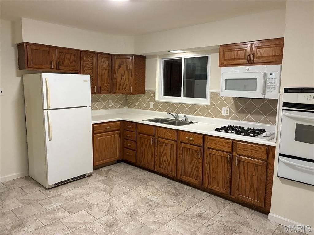 1285 Pamela Dr - Photo 5 of 6
