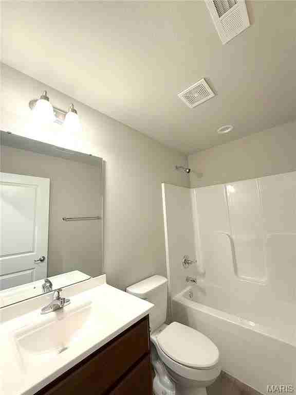 1320 Mckinley St #A - Photo 7 of 12