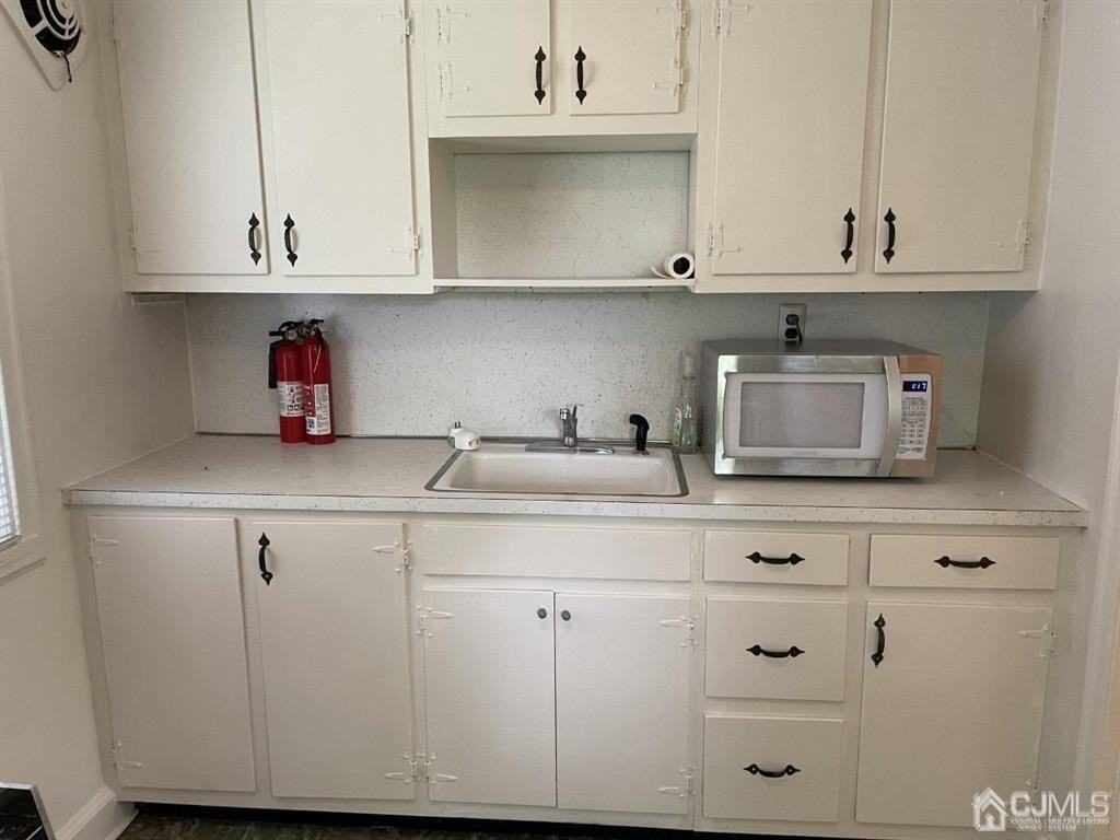51 Mccoy Ave #2 - Photo 4 of 8