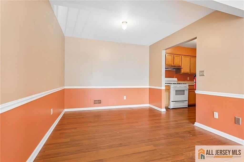 138 Orlando St #138 - Photo 5 of 30