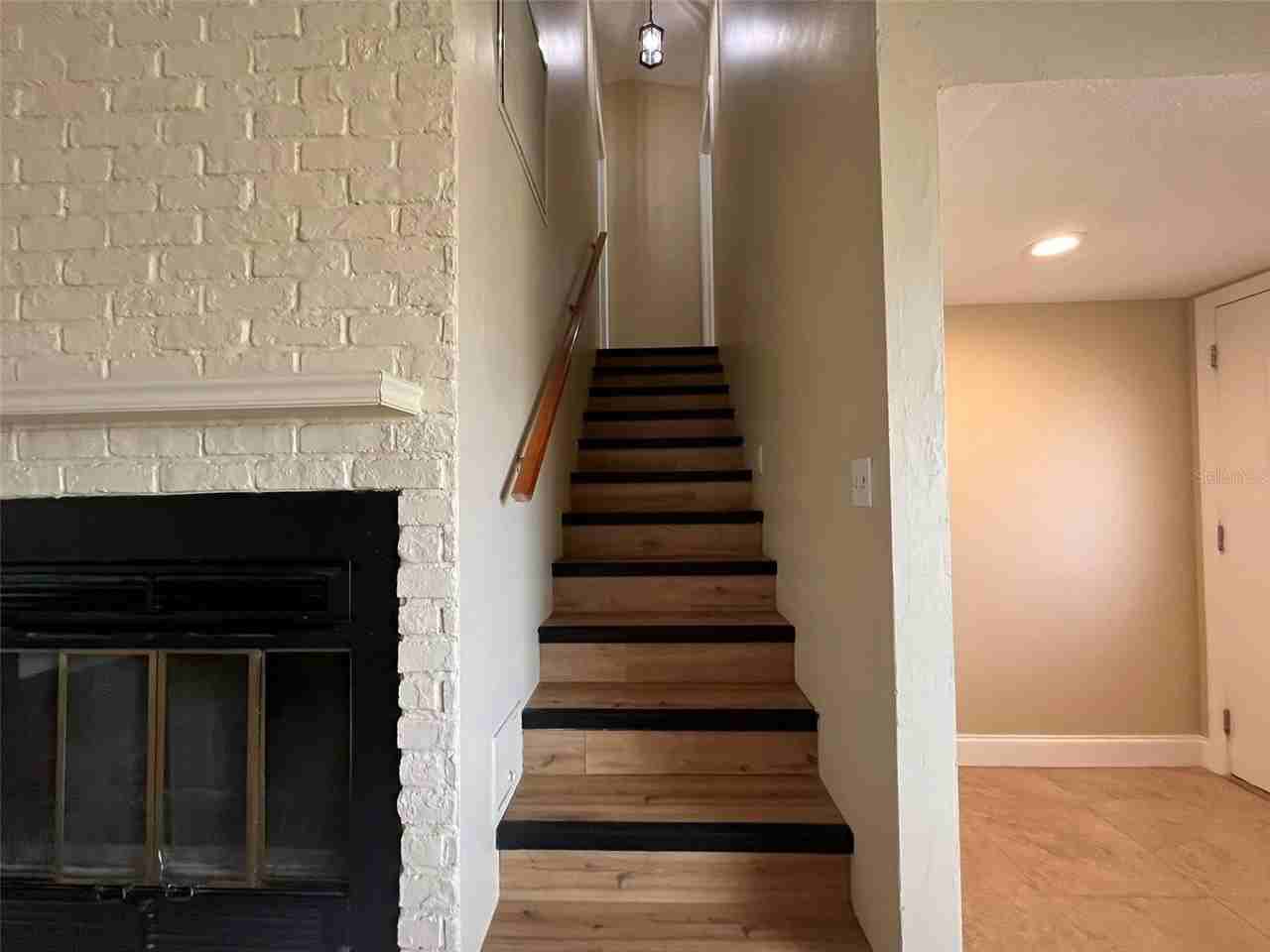 671 Spring Lake Blvd - Photo 5 of 19