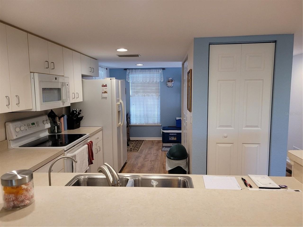 9550 Fiddlers Green Cir #105 - Photo 7 of 37